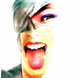 Somos un grupo de mujeres, con toda la actitud, la #actitud de estar orgullosas de ser mujer.