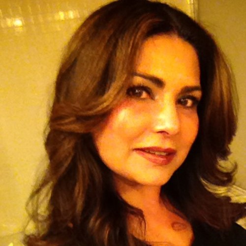 I'm a Holistic Health Practitioner helping people to lead a balanced lifestyle using nutrition, supplemements, movement, and mind/body connection