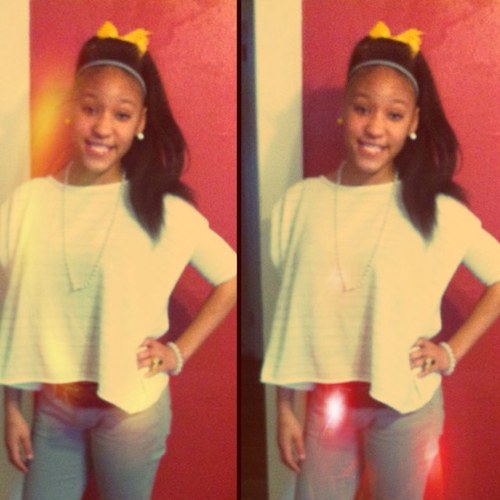 Justine Antoinette Edmunds ❤.
5'2 ❤, Taken Jan 3, 2013 ❤.
Libra ♎ , 8⃣7⃣Years Old.