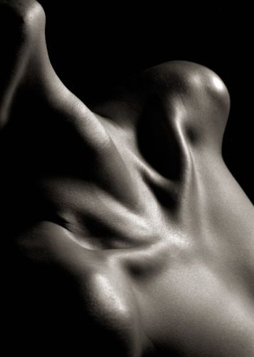 NicolePassini's profile picture. Trying to pic up the pieces. Ready for better days ahead. Open RP 21+