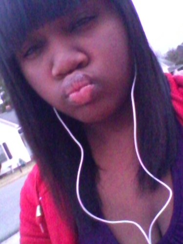 Youu follow me , I follow back #TeamLonqqHair #TeamShort #Keepit3hunna #Taken #15yearsyounqq #Savethedramaforyamama #Teamdon'tqiveafuckk !