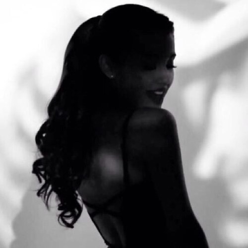 ~I Love the way you make me feel, i love it, i love it~