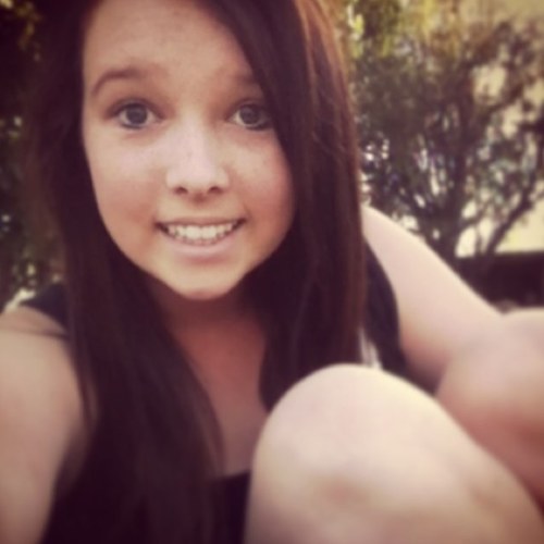 Chebbish's profile picture. Instagram: @chebbish • 15 • soccer⚽ • chocolate!