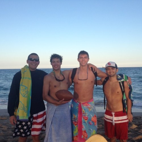 theCjwK's profile picture. See the ball. Be the ball.