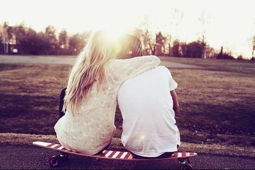 BOYFRlENDNOTES's profile picture. The perfect love a boy should give a girl in 140 characters or less♥