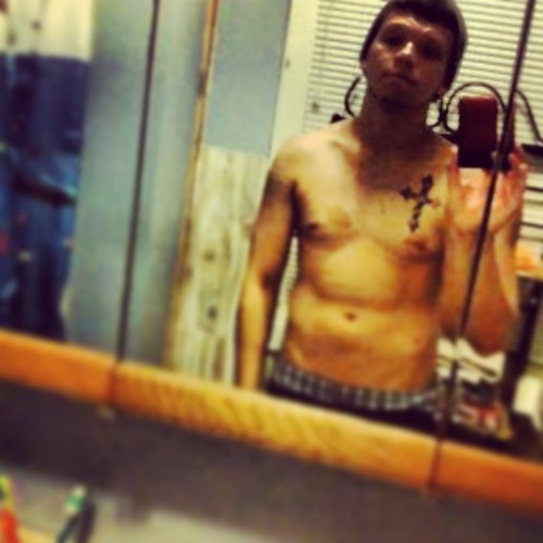 loser217kid23's profile picture. 