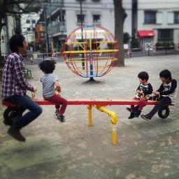 三児（すべて男）のパパです。