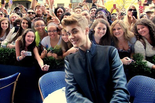 believeinjuju94's profile picture. Justin Drew Bieber is my İdol i don't care what you think in my eyes he is PERFECT!!! İ follow back (: