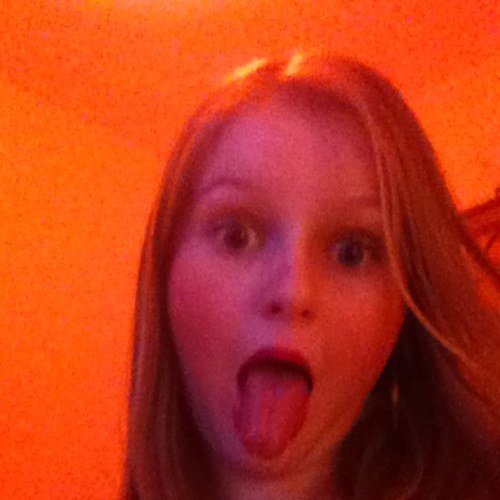 Please follow me :*