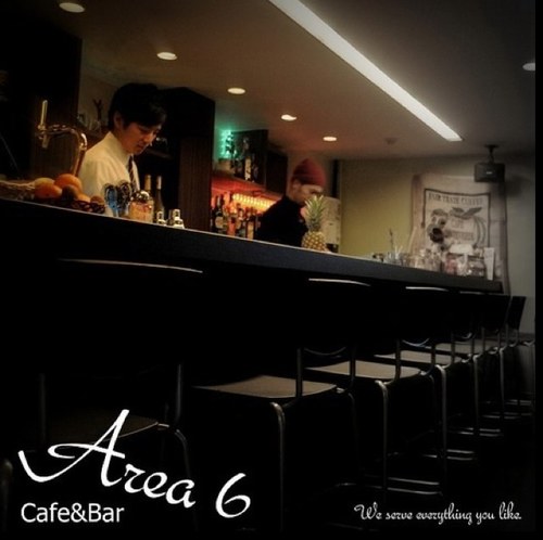 学生経営 Shot Bar 「Area6」場所 : 京都府木屋町六角通。時間 : 20:00～翌3:00 スポーツ観戦、パーティー、映画観賞会等様々なイベントを開催。団体様の貸切も可。何かあればこのアカウントにDMまたはリプお願いします！！