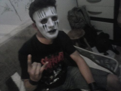 se algum dia eu dizer que te amo... eu te amo mesmo ( kkkkk mentira eu posso estar drogado ou bebado ~.~ hyheujejue)