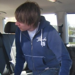 Fr3drik_'s profile picture. Hängiven språkpolis med sjuk humor. Ogillar politisk korrekthet. Skriver det jag tänker, och står för mitt ord!