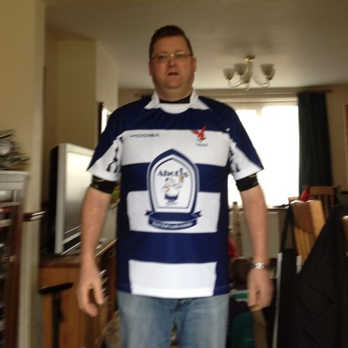 I live in Leighton Buzzard. Married with 2 kids