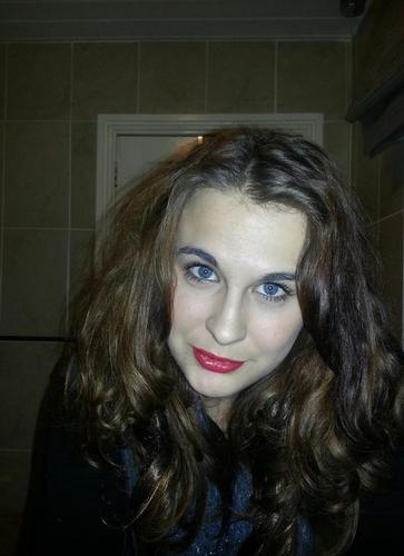 AliceAustin_xo's profile picture. Follow me and I'll follow youu back:) #TRUST.