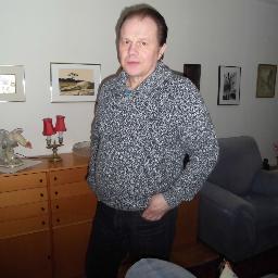 Living in Stockholm, Sweden.