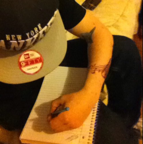 BlancoZipEmUp's profile picture. Taken (White Gurl & Blanco), Up Coming Rap Artist, Mind Over Matter Ent. Jersey Native, Fucc A Broom & A Mop Nigga Im From Dirty Jerz