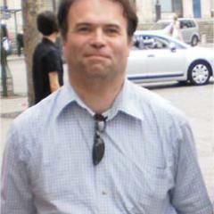Ayant préparé un B.T.S. de Publicité et étudié l'Histoire Contemporaine, j'écris des articles se référant à l'Histoire Générale, l'Art et à la Publicité.