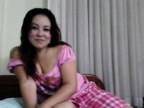 Cantante en la Ducha, Singing in the bath. 
Textile Business Girl.