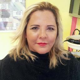 nasci linda cresci abusada e hoje sou o terror das recalcadas.