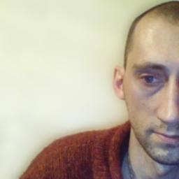 Плохой, но отзывчивый человек.