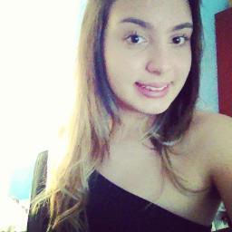 Por mais forte que seja o vento da tempestade,
Busque no seu interior um abrigo. 
                                            ♪♫