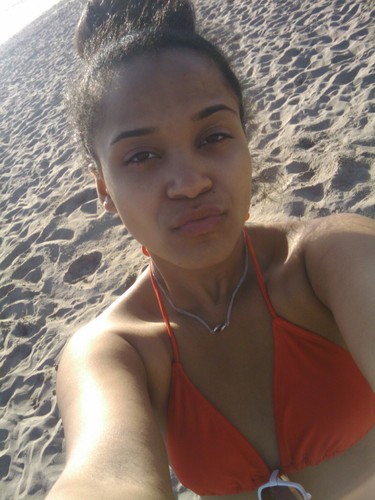 lightskinned, country, beautiful girl ;)  [R.I.P Mom] #PVNATION @_IMdatNIGGAzo holds my heart..now follow me