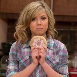 I'm sam and I love food. I'm a nice person..Well... Just don't mess with me, or you will regret it! I hate nerds. {Roleplay}