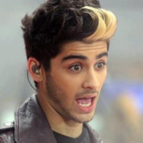 Brazilian and Directioner! Have something better? Yes, I don't live in England. BUT I LOVE SO MUCH ONE DIRECTION ♥ (since 21/12/11) (Niall tweet me on 03/11/12)