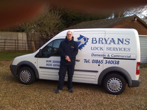 Established since 2003 & with over 70 years combined experience, at Bryans Lock Services we offer you a Friendly, Reliable and Professional Locksmith Service.