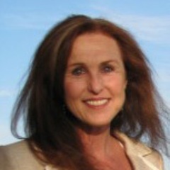 mother, entrepreneur, British ex-pat, proud Boisean, health enthusiast, cat lover, spider hater. subscribe to my monthly newsletter at http://t.co/yibrHc2D