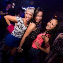 kenz_ieb's profile picture. ( wherever you go, go with all your heart... )