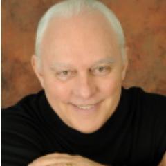 The Connection Connoisseur!
Building leaders, teams, friends and customers through connections. Call me!