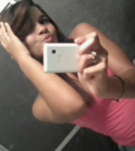 amooo minha vida sou feliz com quem eu estou e amoo meu esposo Allef Martiins