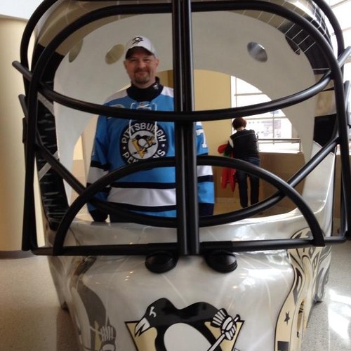 Minister, Highland Heights church of Christ #Jesus #thecross #lovemywife #lovemykids #lovehockey #GoPenguins