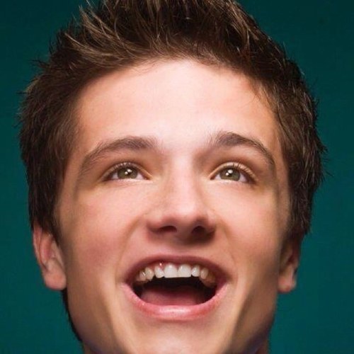 Follow @thevampsamyy