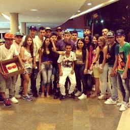 Twitter oficial fc @DeLaGhettoReal en Bogotá. 
Presidentes @Jhongeezy @Diego_masacre