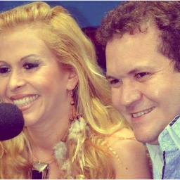 Twitter Dedicado a todos os fãs da Banda Calypso assim como eu !
Twitter Oficial da Banda : @BandaCalypso
