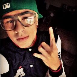 Choose Luis Alexandre de Beauclair (antigo perfil @chooseluhdb foi Hackeado)[choose since:07/04/10]http://t.co/NZ2QZBB0Wn