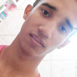 ' oooopa (: , bem vindo ao meu Twitter , é o seguinte , tu me segue que logo depois eu sigo você , ook ? ;D 
- sou Fã da @BandaCalypso !