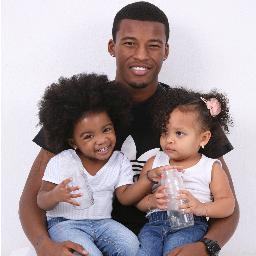 stunningbee's profile picture. My name is Danielle Wijnaldum. I have recently established a company under the name of “STUNNING B”.