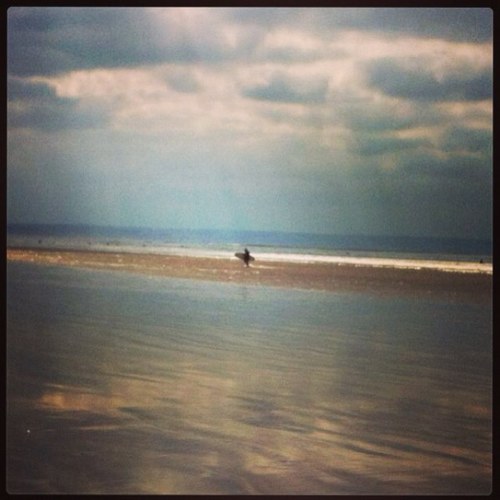 LazyHazySway's profile picture. I like to ride...bikes, boards, dirt, tarmac, water...drifting on lazy hazy summer days is my endless dream