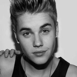 BELIEBER IS A PROMISE @justinbieber. Proud to call you IDOL #StillKidrauhl . @jonasbrothers I love you. @carlyraejepsen follow me on the 2/10/12.