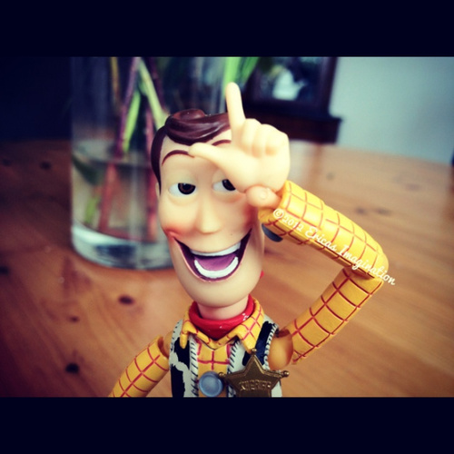 Envideame por tener una infancia mejor que la tuya. Vivo de mis sueños. Me la pela lo que pienses de mi