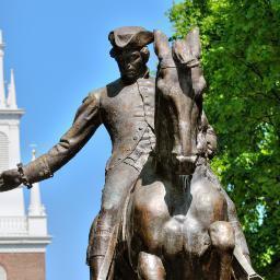 Sightseeing guide to the Freedom Trail's red brick path through historic Downtown Boston.