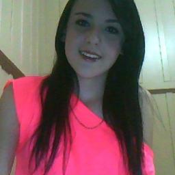 MarcelaAlamino's profile picture. Só sei que nada sei -.-