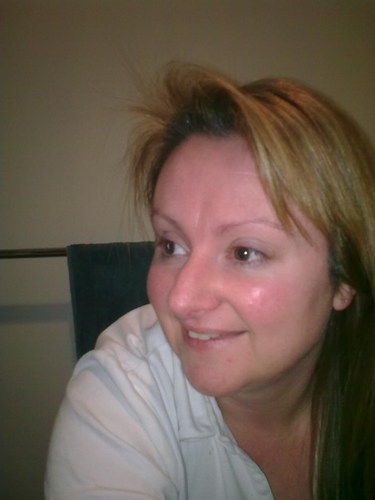 bjmeloury's profile picture. A mother of 3, trying to get a grip on technology