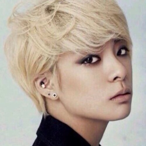 amberbot_'s profile picture. ｆ(x)のあんばーbot。浮上も会話も気まま。基本ツンデレ。DMでは違うあんばに出逢えるかも！？kk botの意味を理解してる人だけfollowして？ま、たのしくやろ？ [since.2012.10.25]