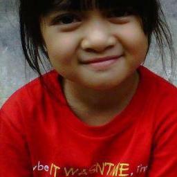 DestriCHEN's profile picture. 