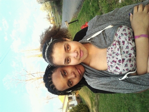 In a relationship with @Kirstenn_Odums 33 7.20.12.