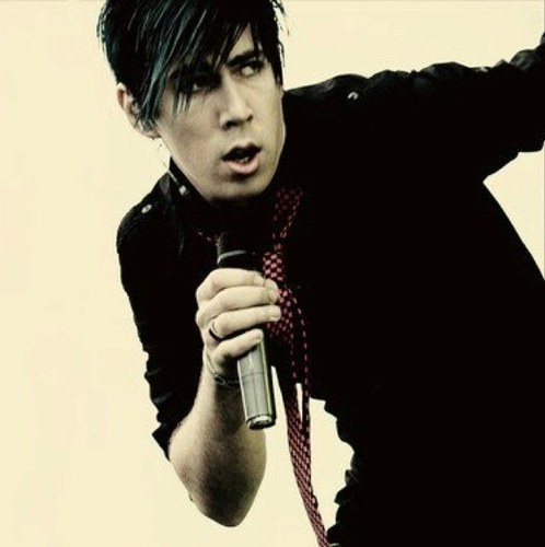 Josh_EPA's profile picture. Demon/archangel hybrid. Satan's secret son so shh.. Loved by everyone. I hardly take anything seriously so prepare for having fun. Bisexual ;)